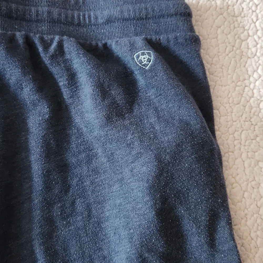 Ariat Relaxed Fit Fleece Lined Wide Leg Elastic Waist Sweatpants Loungewear